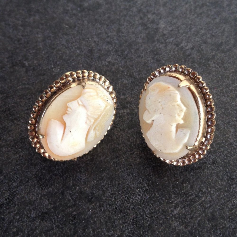 Vintage Gold Victorian Style Cameo Earrings
